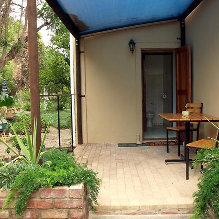 Bisibee Guest House Oudtshoorn Dış mekan fotoğraf