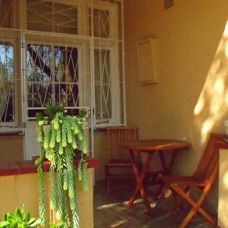 Bisibee Guest House Oudtshoorn Dış mekan fotoğraf