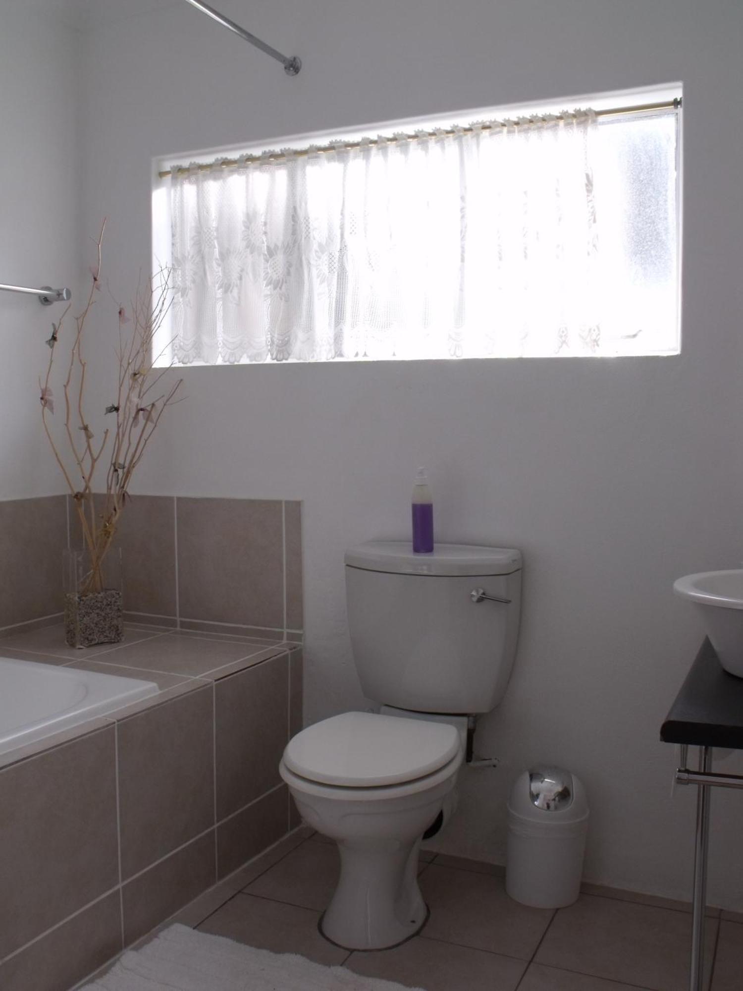 Bisibee Guest House Oudtshoorn Dış mekan fotoğraf