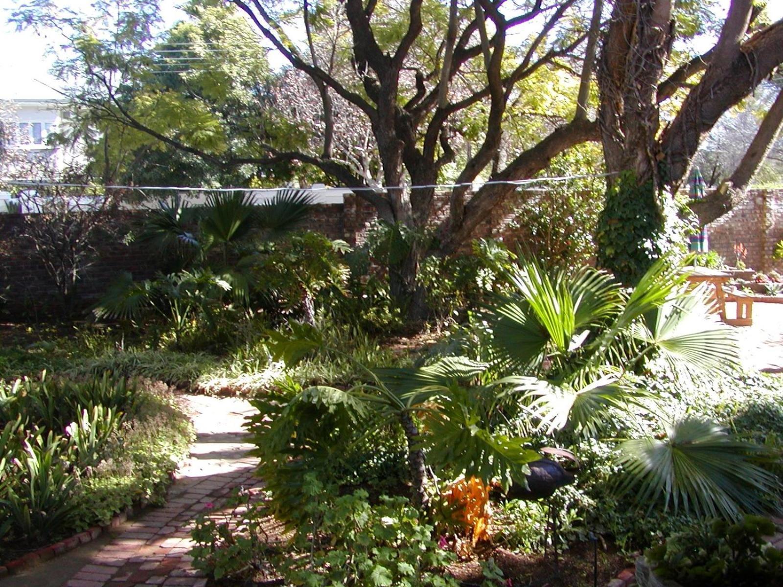 Bisibee Guest House Oudtshoorn Dış mekan fotoğraf