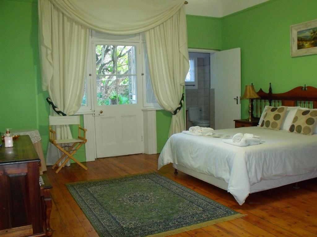 Bisibee Guest House Oudtshoorn Oda fotoğraf